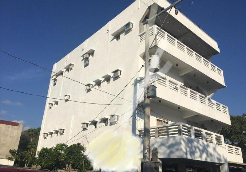 בית מלון כפרי Seabreeze Beach Lodge