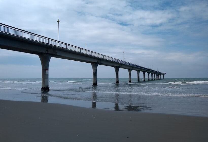 호텔 South Brighton Holiday Park