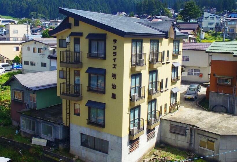 ホテル Sunrise Meijiya