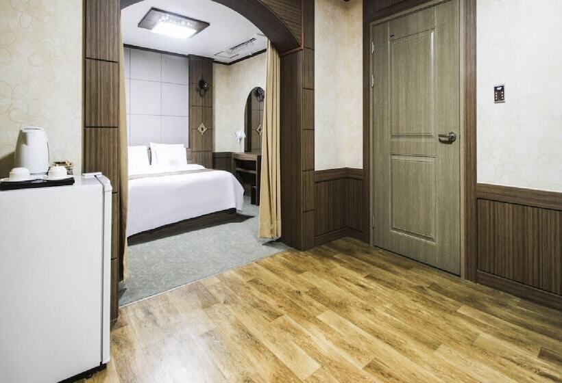 فندق Uljin Grand