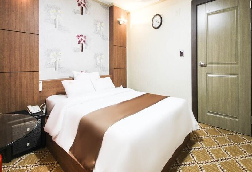 فندق Uljin Grand