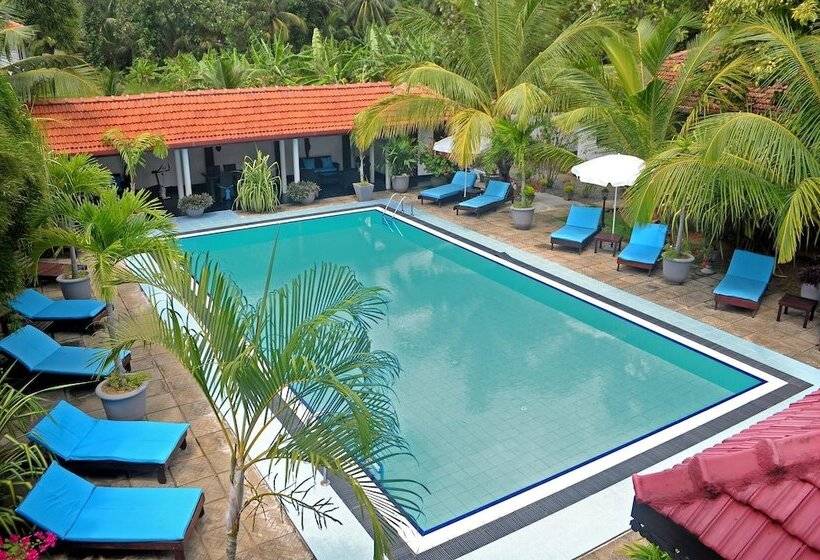 Отель Villa Suriyagaha