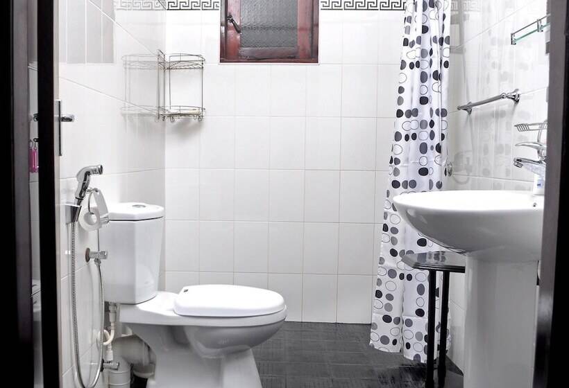 Отель Villa Suriyagaha