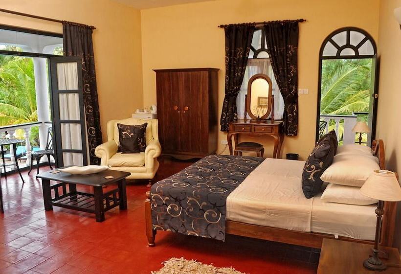 Отель Villa Suriyagaha