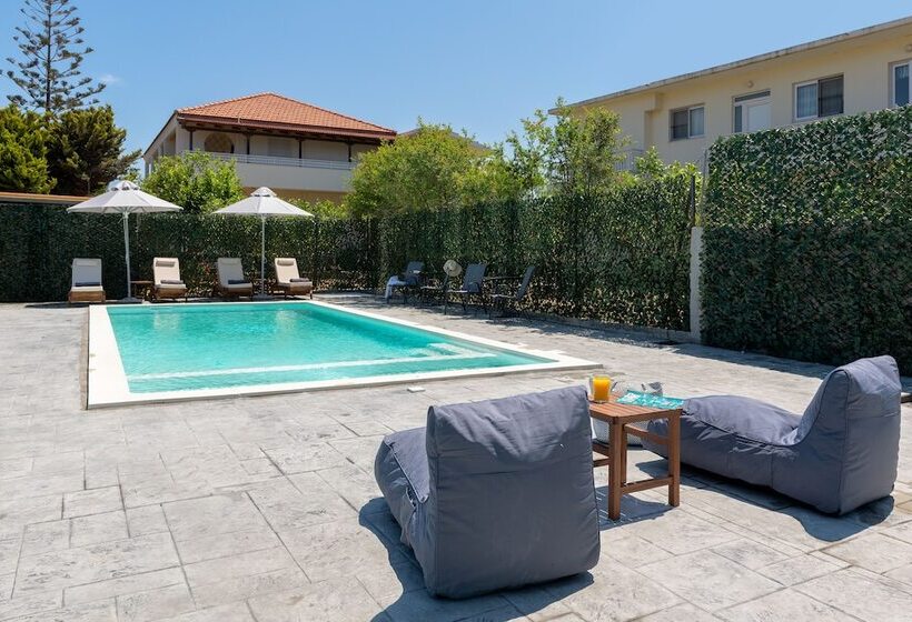 L & C Boutique Apartments