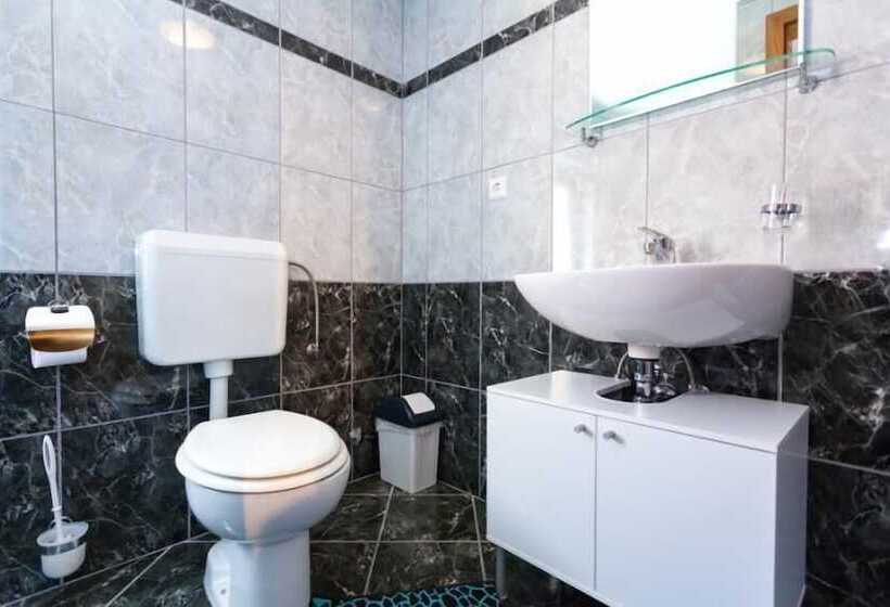 Maretsol Vacation House