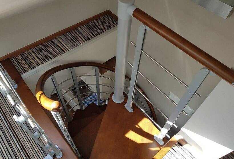 Marina Jastarnia    Apartamenty   Basen