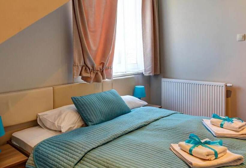 Marina Jastarnia    Apartamenty   Basen