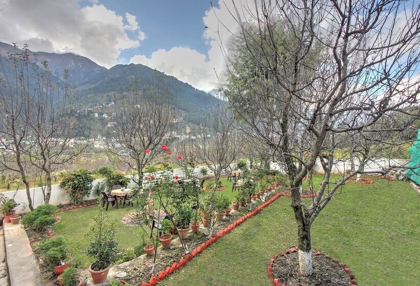 Mountain Face By Snow City Hotels