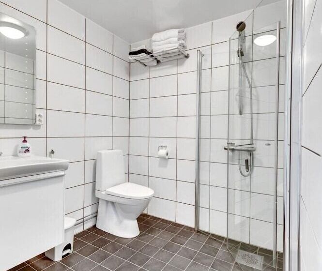 North Of Lyngen Apartments