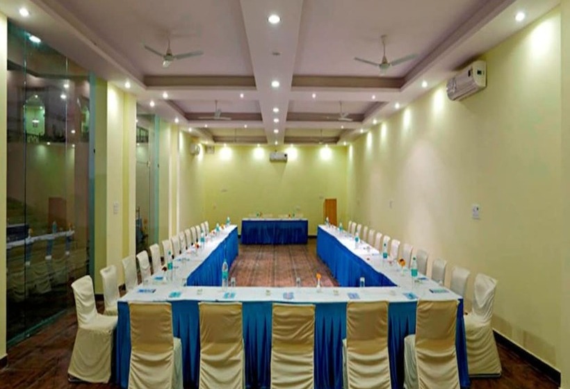 Om Rudrapriya Holiday Resort