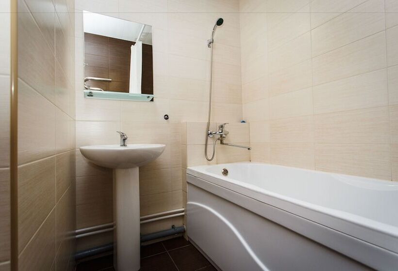 Panoramic Apartments S16