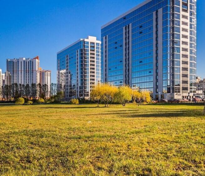 Panoramic Apartments S16