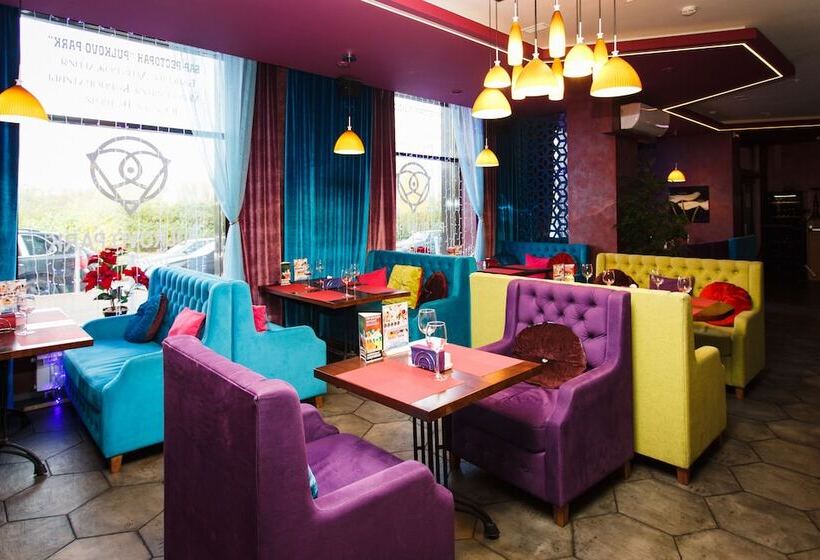 Panoramic Apartments S16