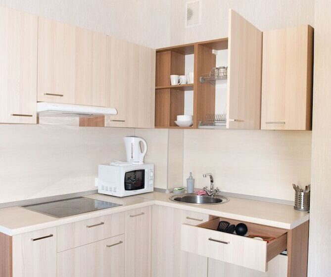 Panoramic Apartments S16