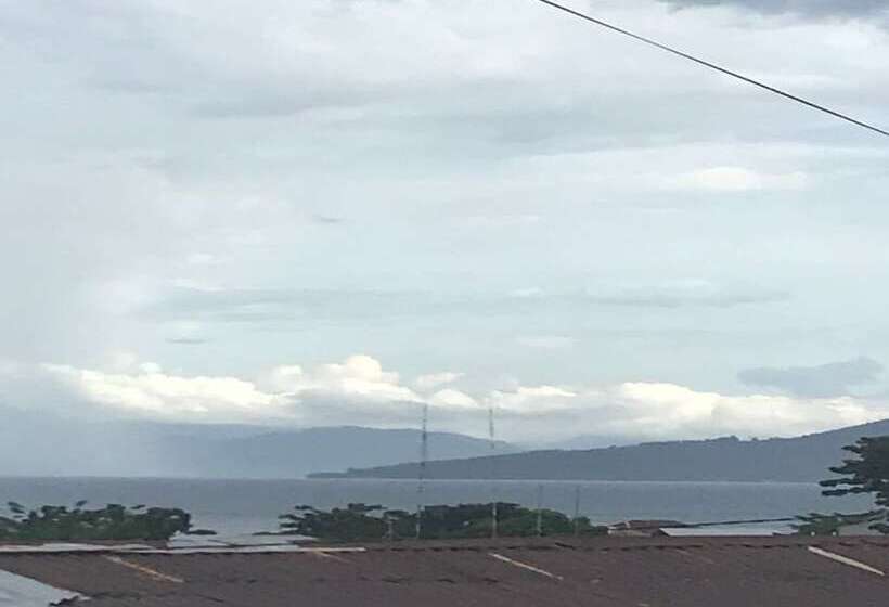 膳宿费 Aini Homestay Ternate