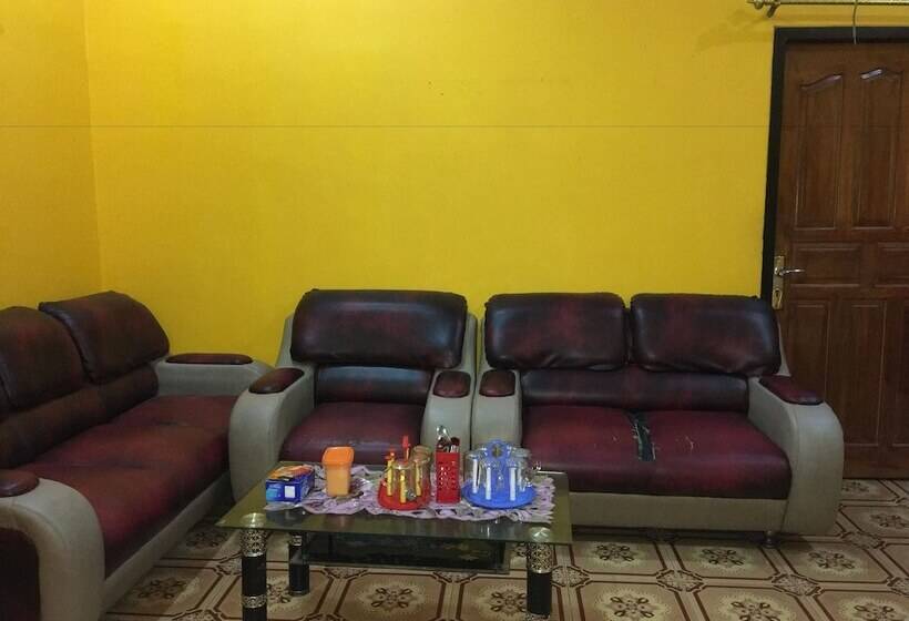 膳宿费 Aini Homestay Ternate