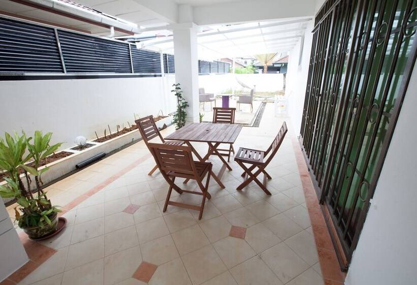 펜션 Natol Villa Sydney