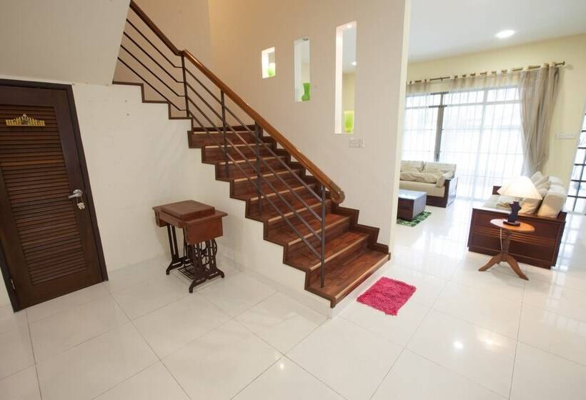 펜션 Natol Villa Sydney