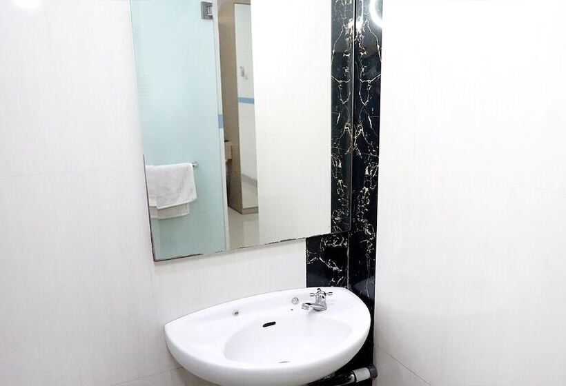 פנסיון Tebet Utara Residence By Ruang Nyaman