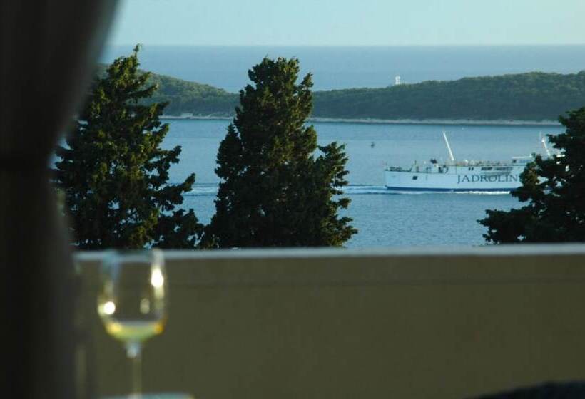 پانسیون Vila Lacman