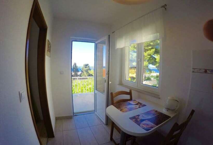 پانسیون Vila Lacman