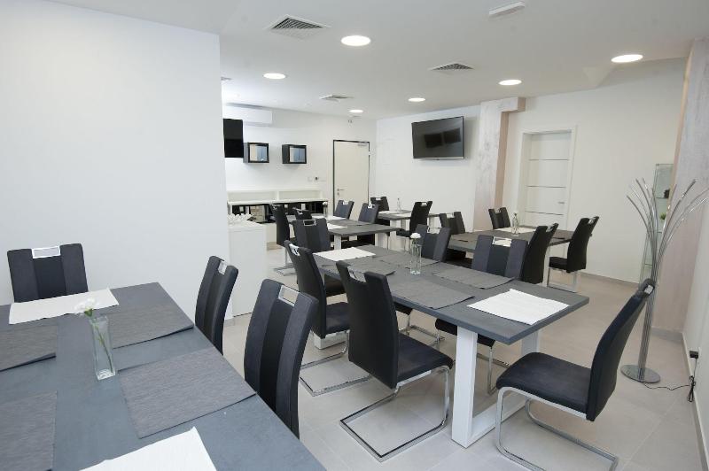 پانسیون Villa Nani