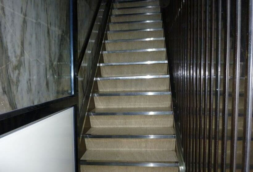 펜션 Yadgar Guest House