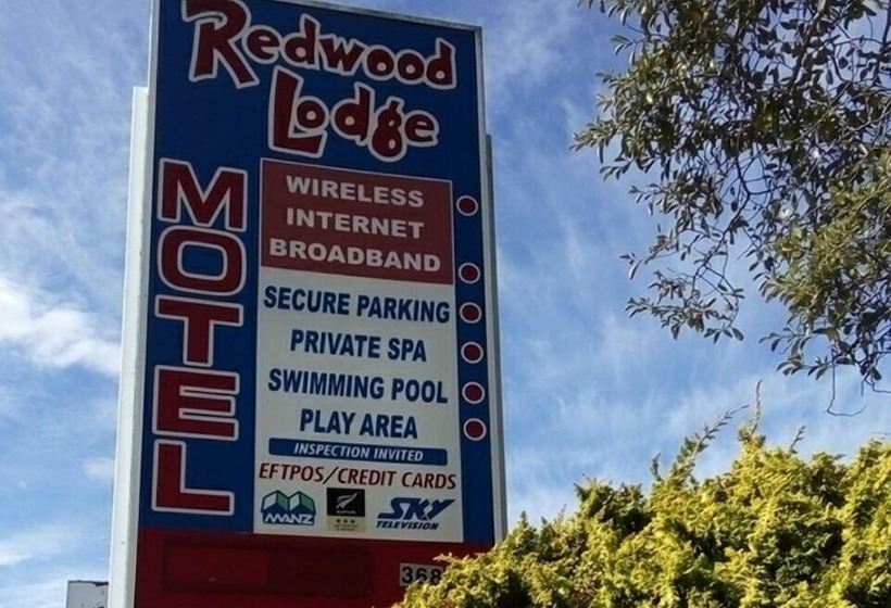 Redwood Lodge Motel