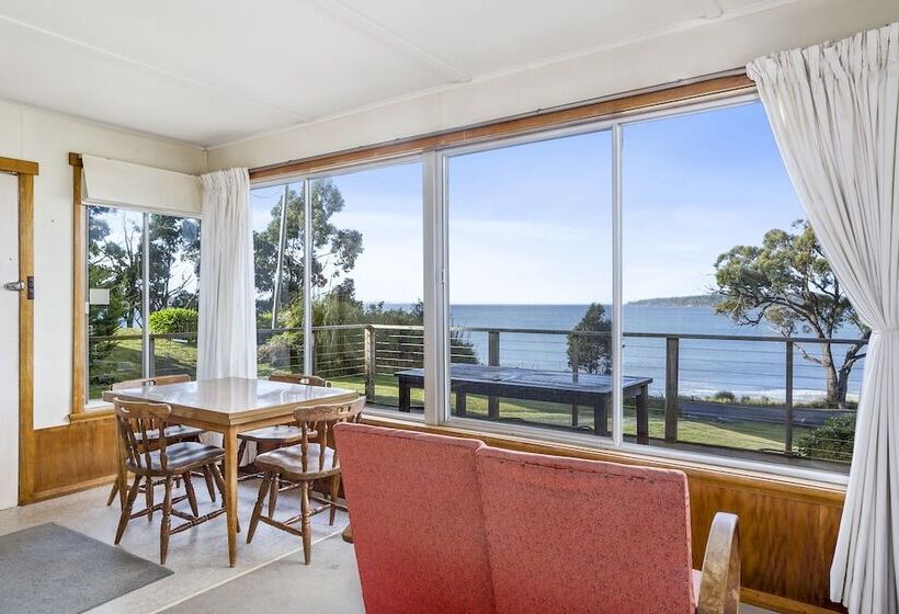 Summertime Beach Cottage