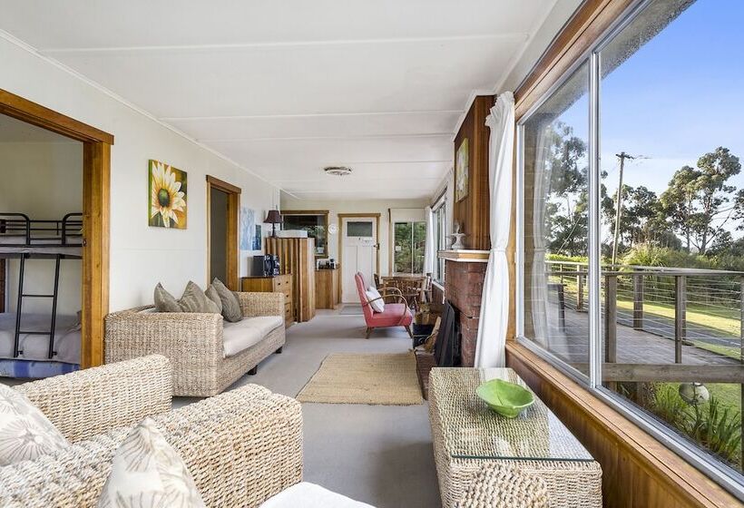 Summertime Beach Cottage