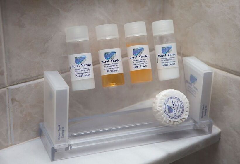 Vardes Hotel Studios