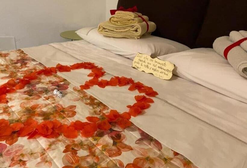 Alla Dimora Di Chiara Suite And Rooms