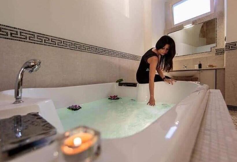 Alla Dimora Di Chiara Suite And Rooms