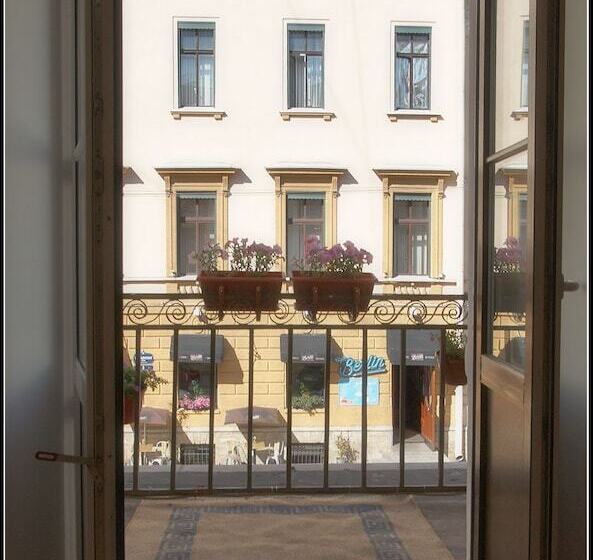 Apart Hotel On Italianskaya 1