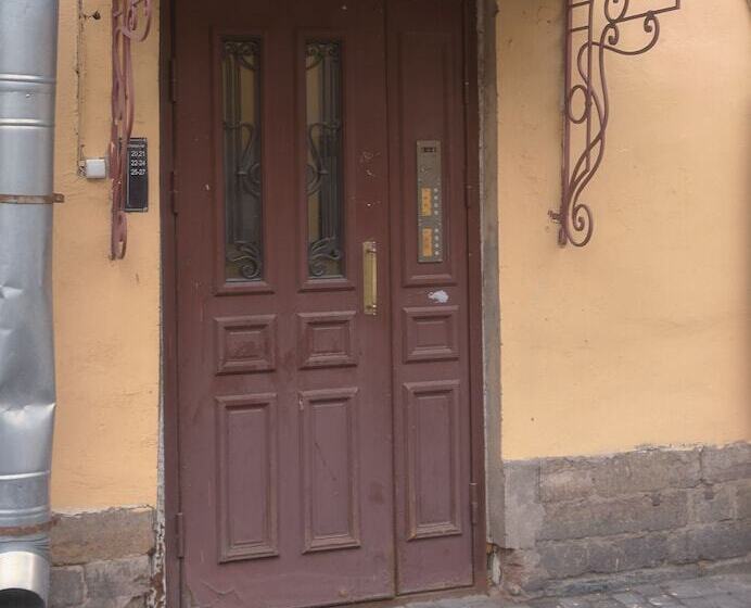 Apart Hotel On Italianskaya 1