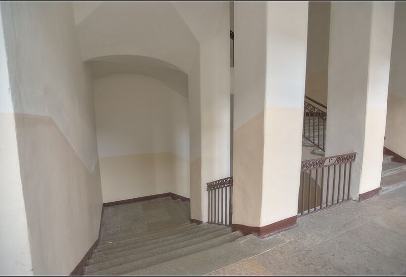 Apart Hotel On Italianskaya 1