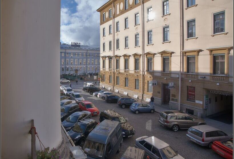 Apart Hotel On Italianskaya 1