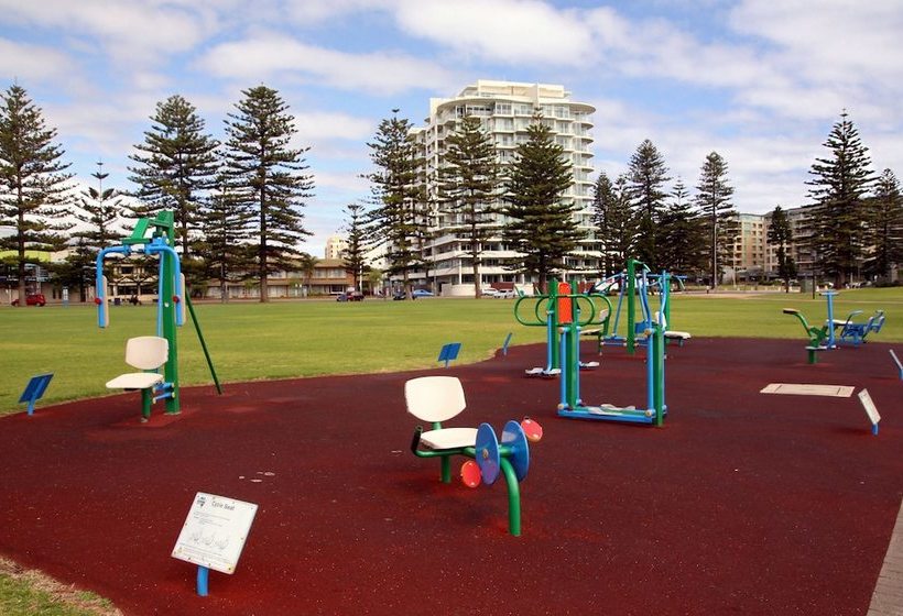 Bayview Apartments Glenelg