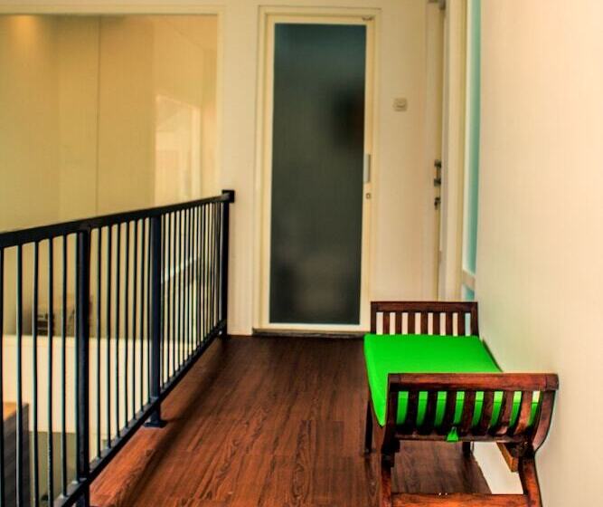 مبيت وإفطار Donata House