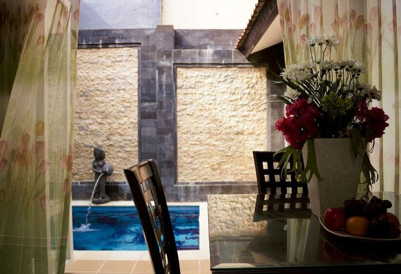 مبيت وإفطار Donata House