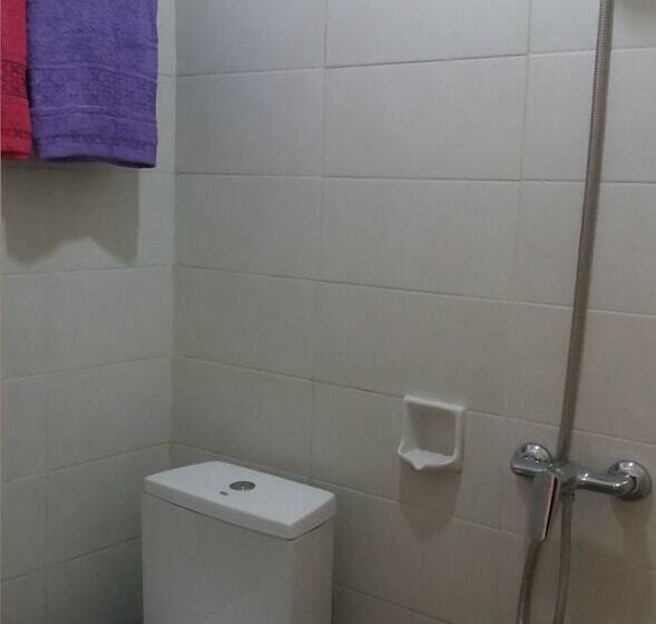 مبيت وإفطار Donata House