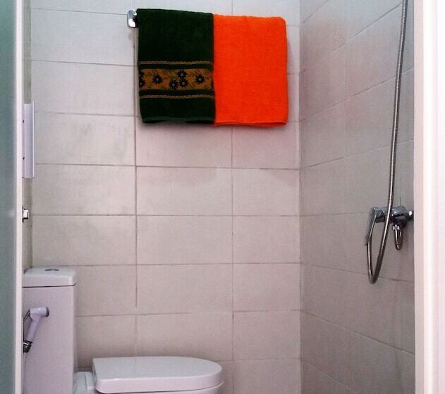 مبيت وإفطار Donata House