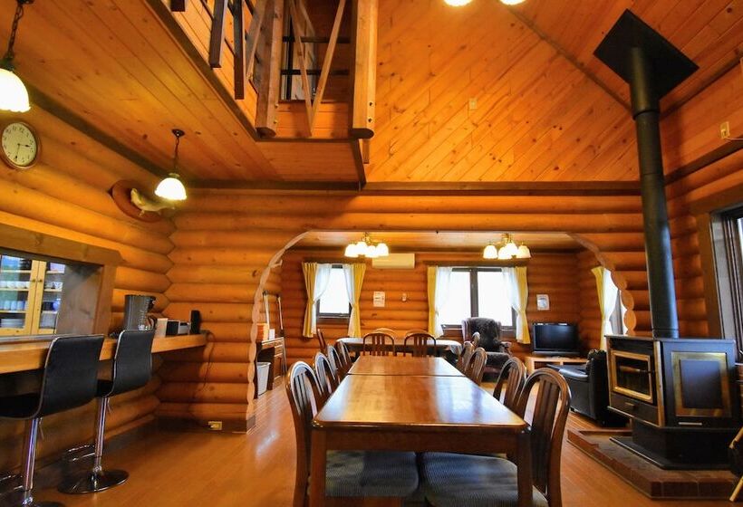 Canadian Log Cottage Takitaro
