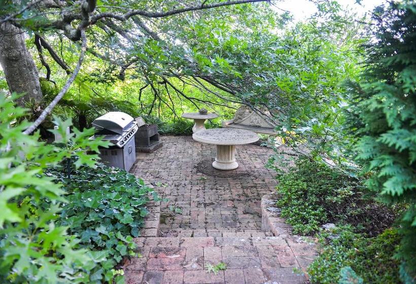 Chatelaine Valley Views