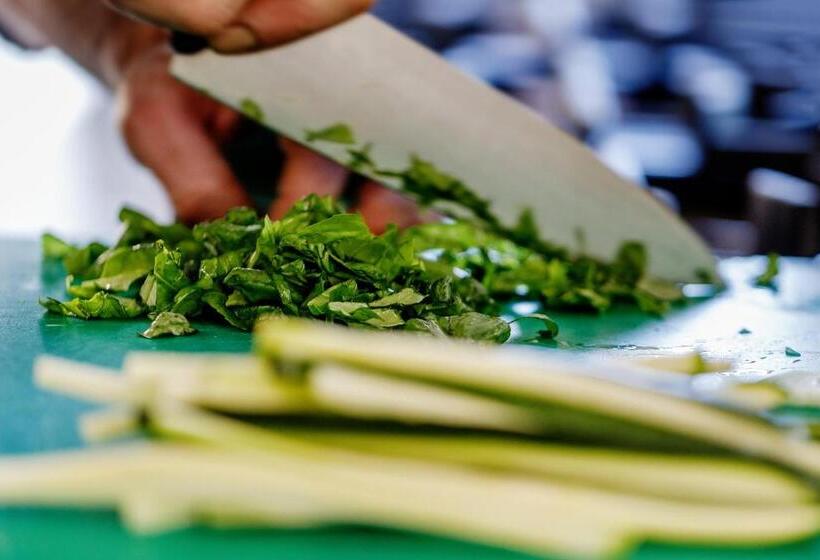 簡易ホテル Domo 20 Hotel & Rooftop