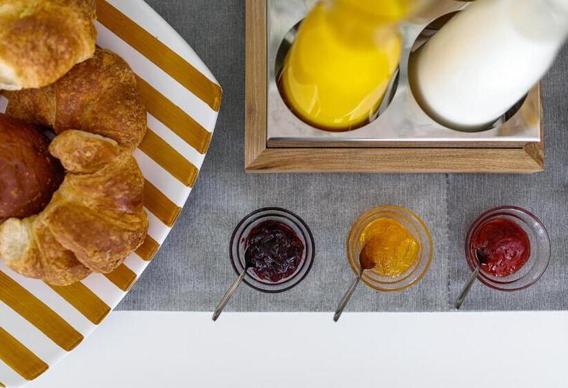 簡易ホテル Domo 20 Hotel & Rooftop