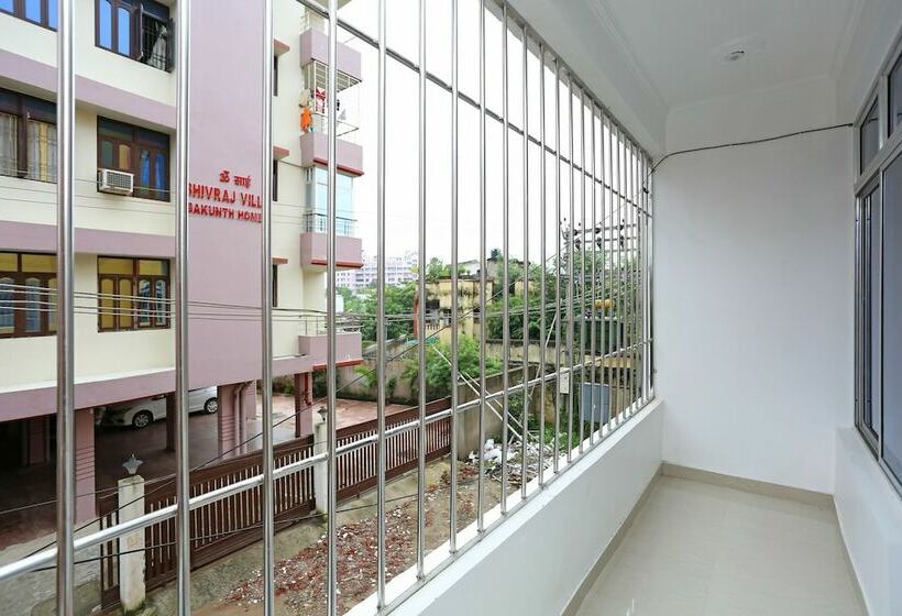 فندق A R Residency By Oyo Rooms