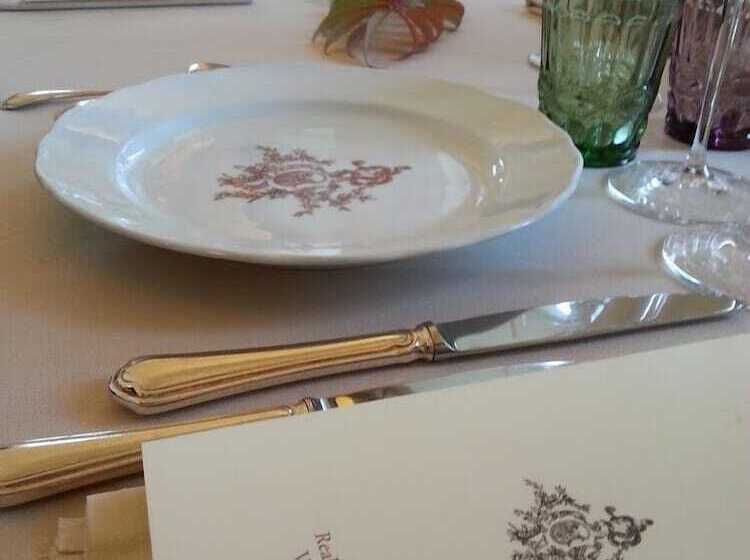 فندق Albergo Real Castello