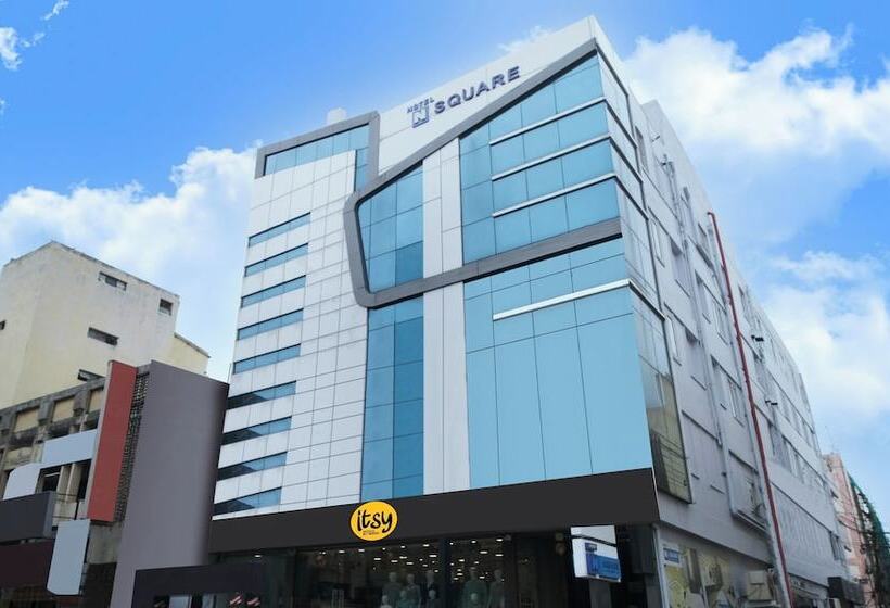 Itsy Hotels N Square